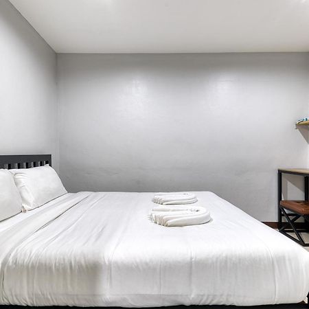 Red Pin Inn 好运旅馆 Bangkok Exteriér fotografie