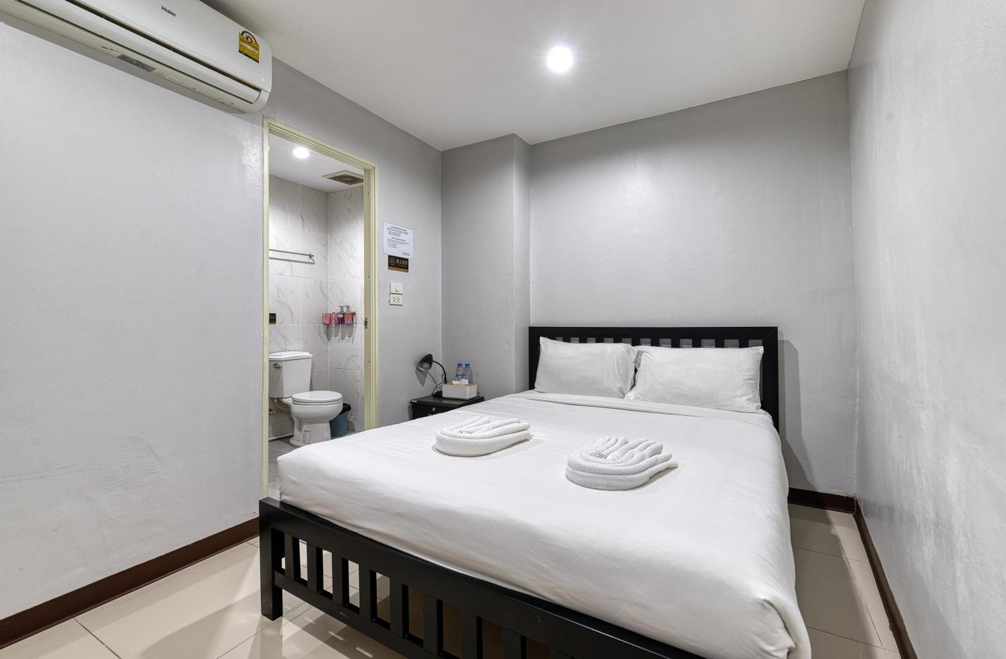 Red Pin Inn 好运旅馆 Bangkok Exteriér fotografie