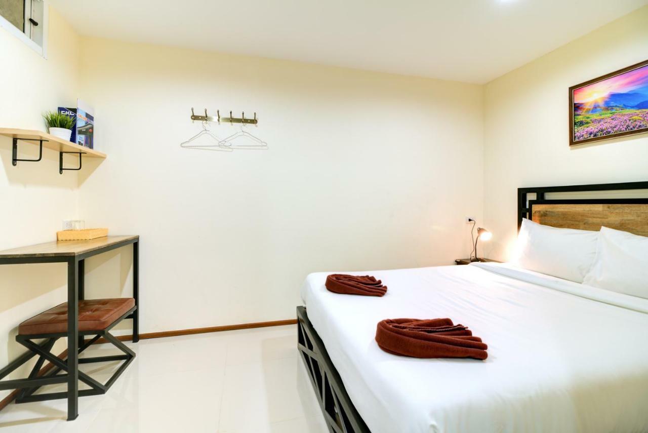 Red Pin Inn 好运旅馆 Bangkok Exteriér fotografie
