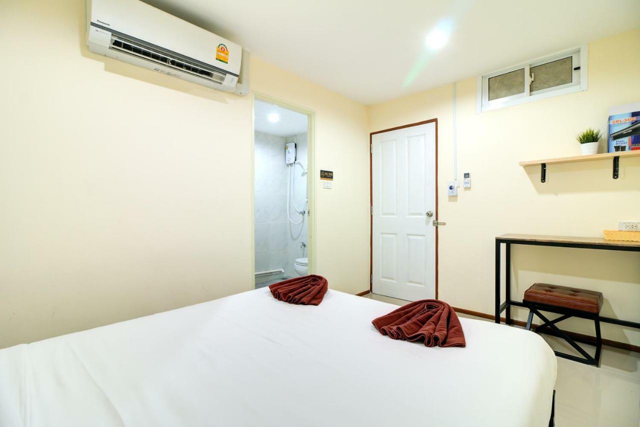 Red Pin Inn 好运旅馆 Bangkok Exteriér fotografie